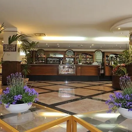 Europa 3*